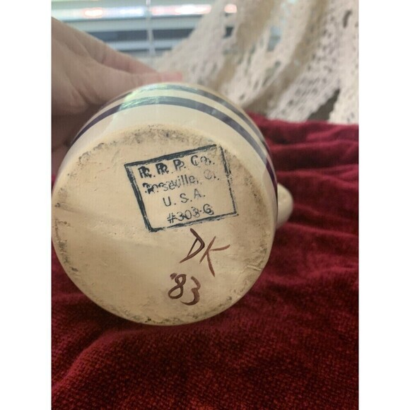 Vintage R.R.P CO. Roseville Ohio Pottery Pitcher # 303-G Painted Duck On Nest - Picture 2 of 7